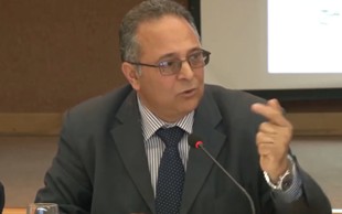 Volonté de compression des délais des procedures au lieu de rechercher des solutions efficaces, et réduction du rôle de la Commission au lieu de son développement